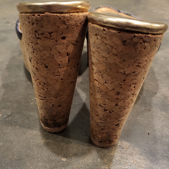 Jimmy Choo wedge cork heels gray snakeskin 38 1/2 7-7.5 sandals - Picture 3 of 16